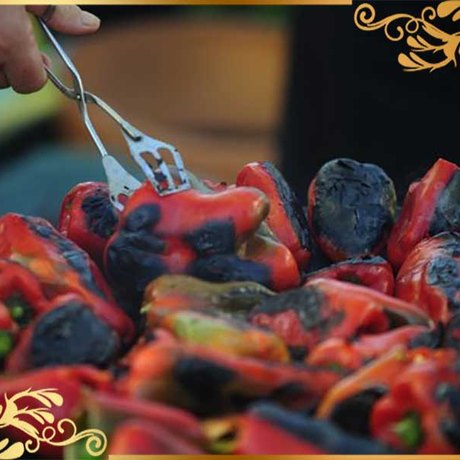 Cepkana paprika sa belim lukom